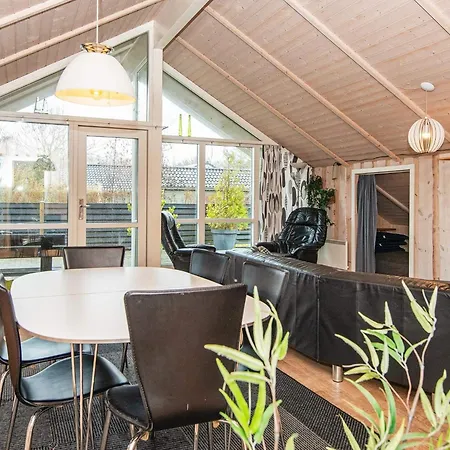 Luxury Retreat By Bork Hemmet